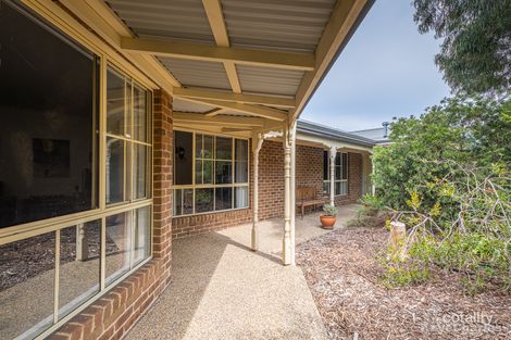 Property photo of 8 Holm Park Road Beaconsfield VIC 3807