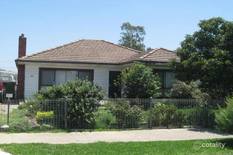 19 Baynton Ave, Sunshine North, VIC 3020