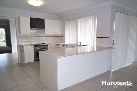 Property photo of 25 Earl St Vincent Circuit Eli Waters QLD 4655