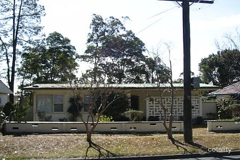 240 Brisbane Water Dr, Point Clare, NSW 2250