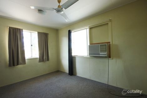 Property photo of 25 Middle Crescent Dysart QLD 4745