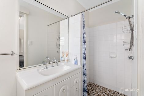 Property photo of 2/14 Harold Street Holland Park QLD 4121