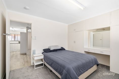 Property photo of 2/14 Harold Street Holland Park QLD 4121