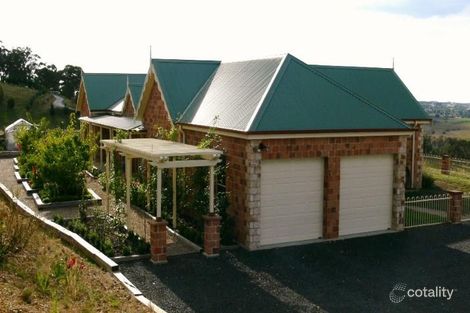 Property photo of 46 Marks Crescent Oberon NSW 2787