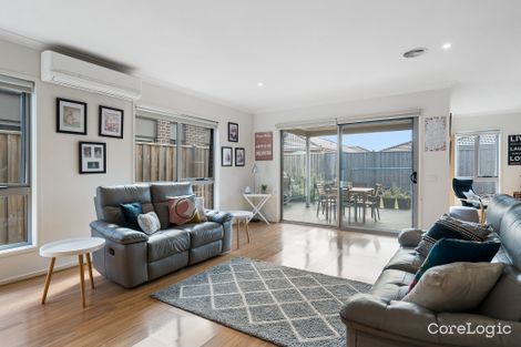 Property photo of 38 Ranfurlie Boulevard Cranbourne West VIC 3977