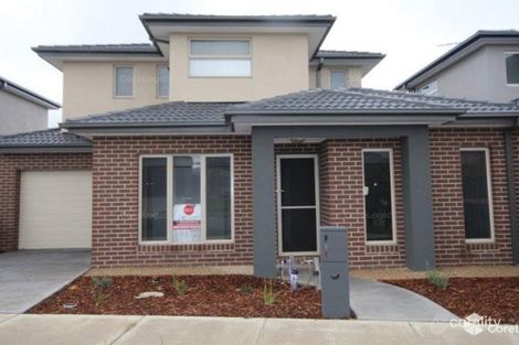 Property photo of 11 Vali Road Craigieburn VIC 3064