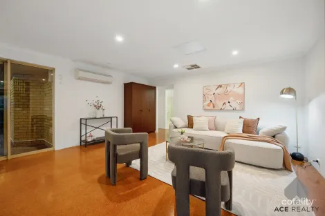 Property photo of 44B Strickland Road Ardross WA 6153