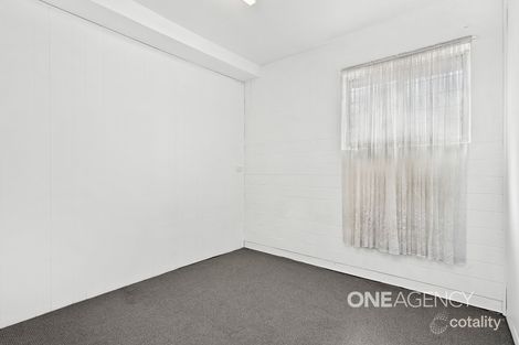 Property photo of 2/2 Bannister Street Dapto NSW 2530