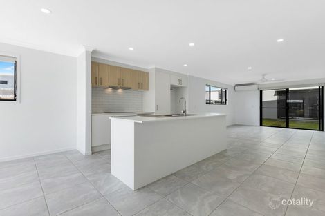 Property photo of 3 Yarra Way Nirimba QLD 4551