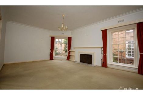 Property photo of 2/56-60 Walsh Street South Yarra VIC 3141