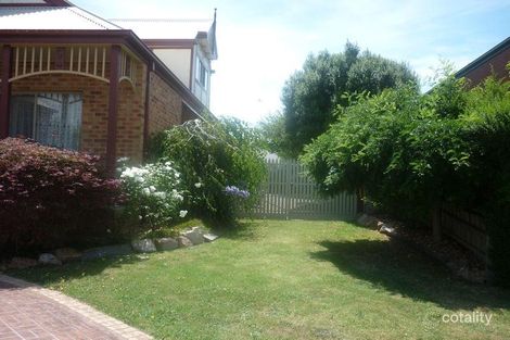 Property photo of 6 Dianthus Court Narre Warren South VIC 3805
