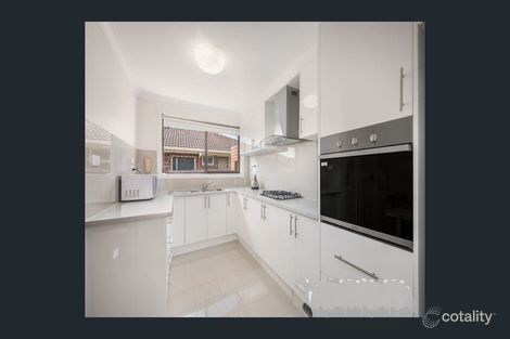 Property photo of 2/118 Severn Street Box Hill North VIC 3129