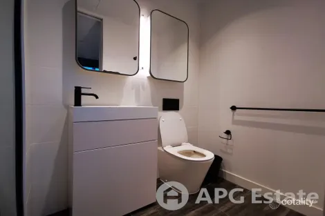 Property photo of 1007/151 Berkeley Street Melbourne VIC 3000