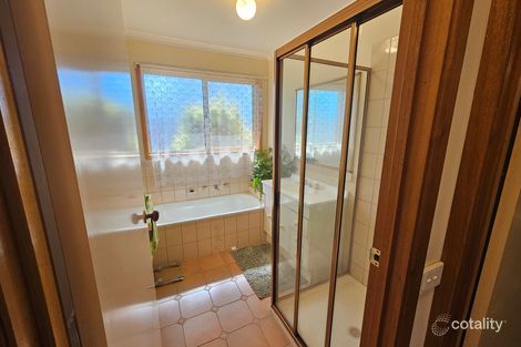 Property photo of 3/5 Dundee Drive West Wodonga VIC 3690