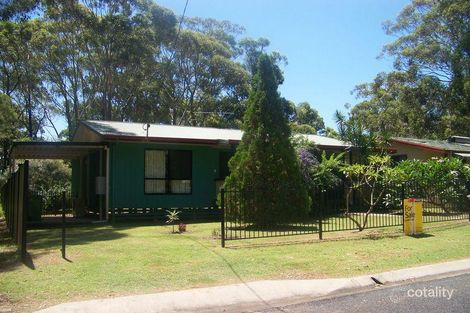 17 Rossi Ave, Russell Island, QLD 4184