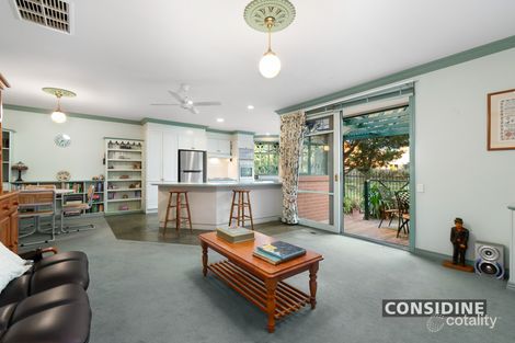 Property photo of 36A Magdala Avenue Strathmore VIC 3041