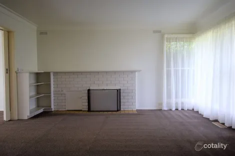 Property photo of 71 Mickle Crescent Warrnambool VIC 3280