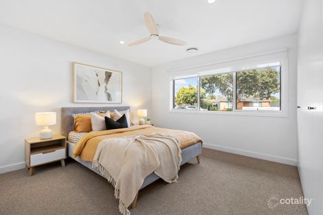 Property photo of 21 Hayman Avenue Seaford VIC 3198