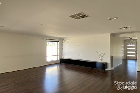 Property photo of 18 Windsor Avenue Shepparton VIC 3630