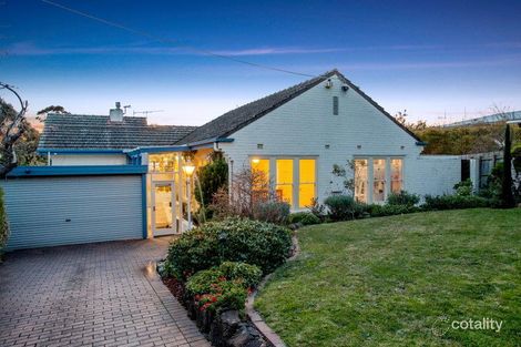Property photo of 17 Morven Street Mornington VIC 3931