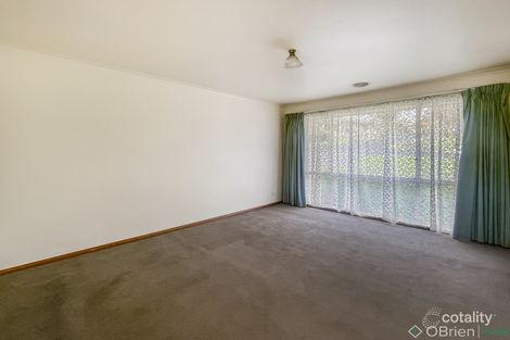 Property photo of 23 Walker Drive Drouin VIC 3818