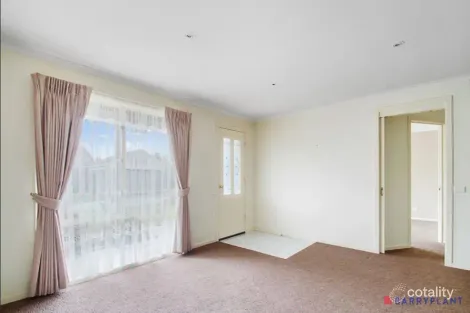 Property photo of 11 Gavin Close Traralgon VIC 3844