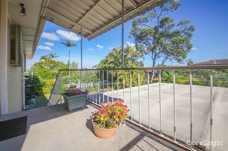 Property photo of 11 Amsterdam Street Wishart QLD 4122