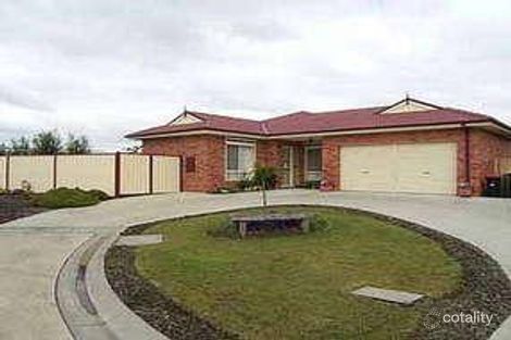 8 Brighton Pl, Taylors Hill, VIC 3037