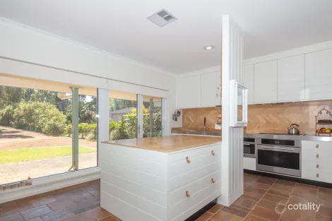 Property photo of 6 Rainbow Close Ocean Beach WA 6333