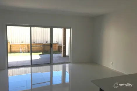 Property photo of 11 Kialoa Circuit Shell Cove NSW 2529