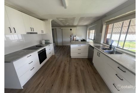 Property photo of 33 Kamilaroi Drive Moree NSW 2400