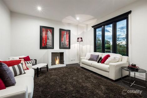 Property photo of 16 Rosamond Crescent Doncaster East VIC 3109