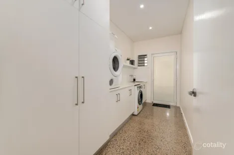 Property photo of 19 Hammond Street Mysterton QLD 4812