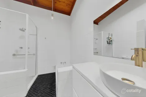 Property photo of 4/175 Jubilee Terrace Bardon QLD 4065