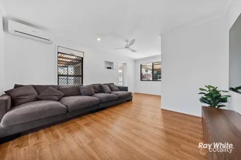 Property photo of 28 Regency Drive Regents Park QLD 4118
