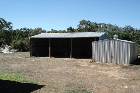 Property photo of 17 Long Bush Road McIntyre VIC 3472