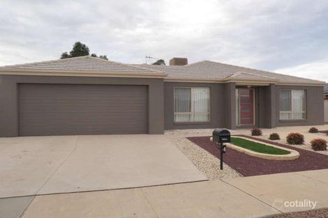Property photo of 4 Walnut Court Shepparton VIC 3630