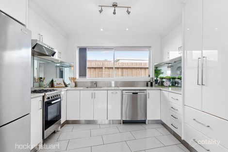 Property photo of 2 Rhine Street Werribee VIC 3030