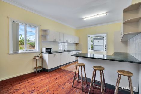 85 Undercliffe Rd, Earlwood, NSW 2206