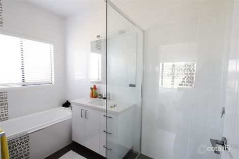 4 Balcombe St, Corinella, VIC 3984