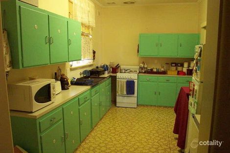 Property photo of 15 Holloway Crescent Mount Gambier SA 5290