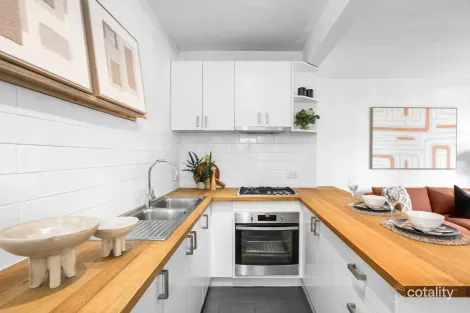 Property photo of 1/91 Ormond Road Elwood VIC 3184