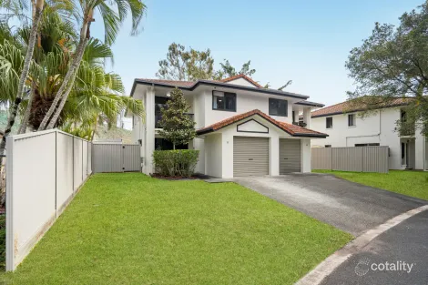 Property photo of 11/156 Greenacre Drive Arundel QLD 4214