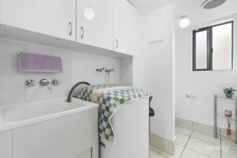 Property photo of 11/156 Greenacre Drive Arundel QLD 4214