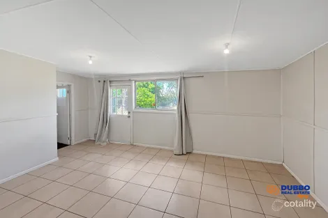 Property photo of 43 Baird Street Dubbo NSW 2830