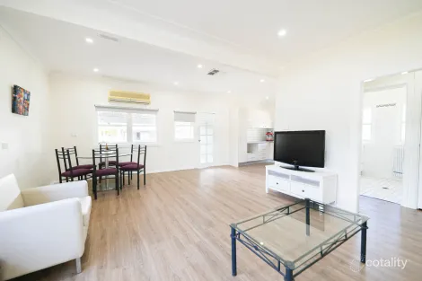 Property photo of 27 Grenfell Street Forbes NSW 2871