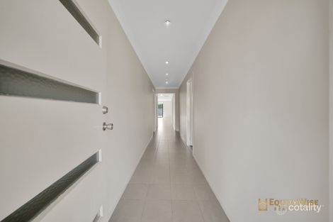 Property photo of 156 Greens Road Wyndham Vale VIC 3024