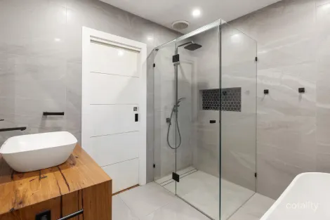 Property photo of 5 Wilde Court Mooroolbark VIC 3138
