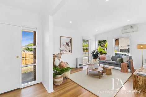 Property photo of 1 Fuchsia Court Newcomb VIC 3219