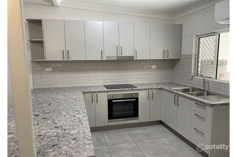Property photo of 2/159 Harold Street West End QLD 4810